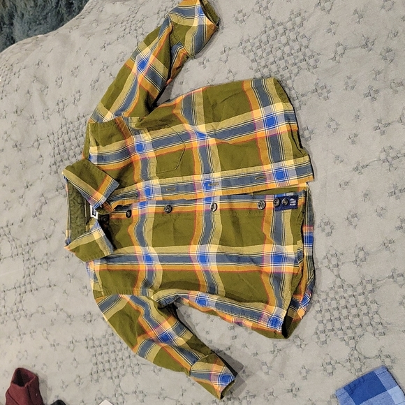 2 12-18 Month Flannels - Picture 2 of 4